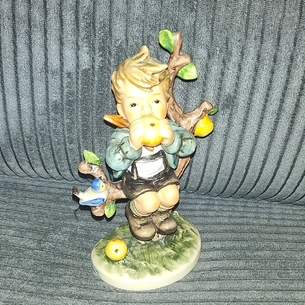 MJ HUMMEL An Apple A Day Figurine By Goebel